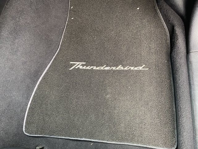 2004 Ford Thunderbird Base