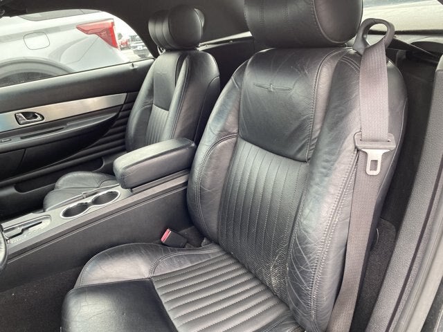 2004 Ford Thunderbird Base