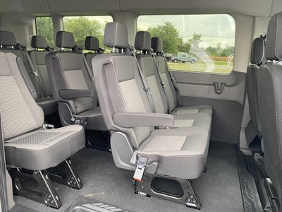 2026 Ford Transit Passenger Wagon XLT