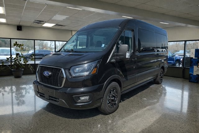 2026 Ford Transit Passenger Wagon XLT