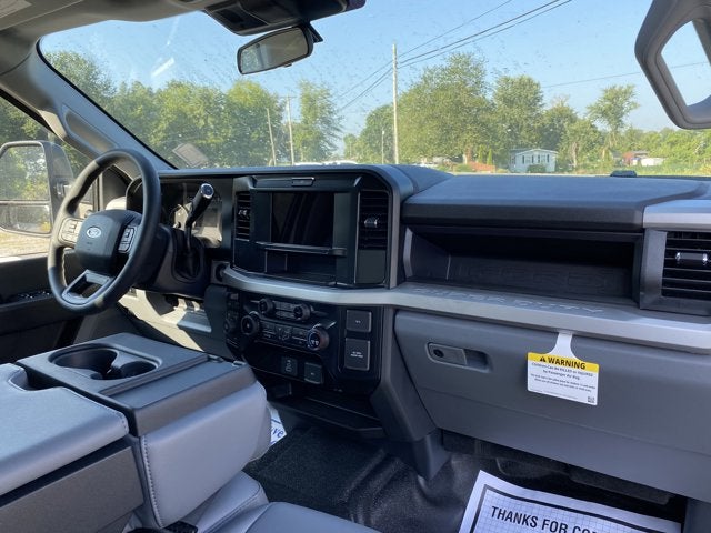 2025 Ford Super Duty F-350 DRW XL