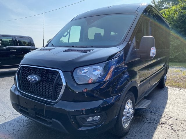 2025 Ford Transit Passenger Wagon 350 XLT AWD