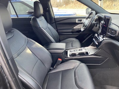 2023 Ford Explorer ST 4WD