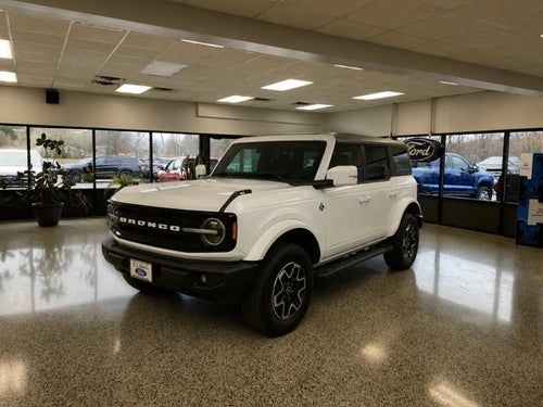 2024 Ford Bronco Outer Banks