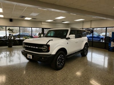 2024 Ford Bronco Outer Banks