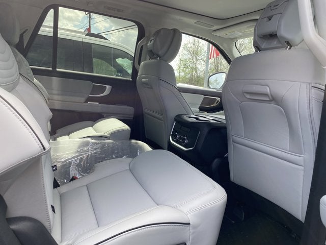 2026 Ford Expedition MAX Platinum®