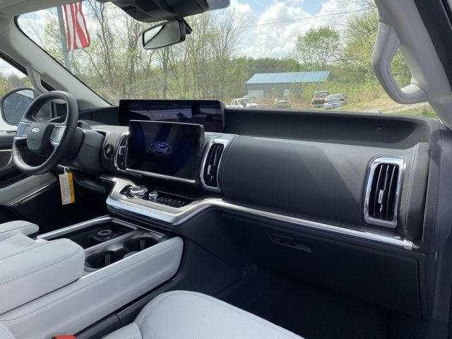 2026 Ford Expedition MAX Platinum®