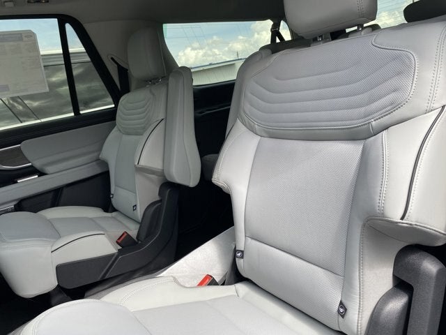 2026 Ford Expedition MAX Platinum®