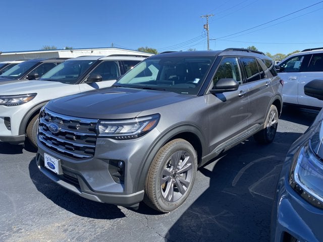 2025 Ford Explorer Active 4WD