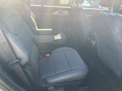 2025 Ford Explorer Active 4WD