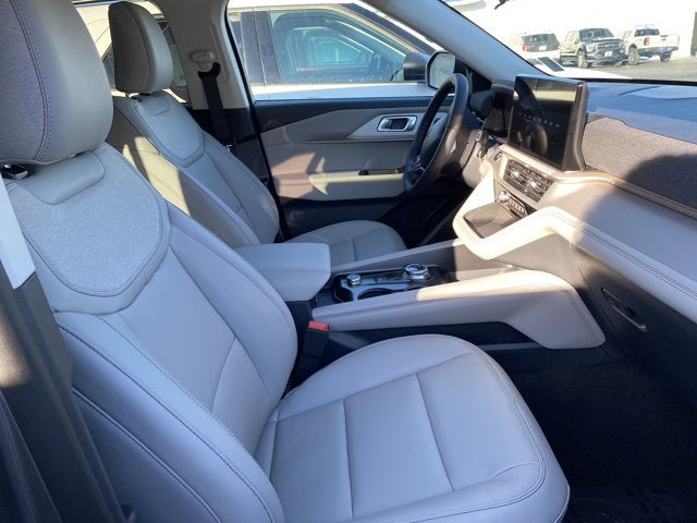 2026 Ford Explorer Active 4WD