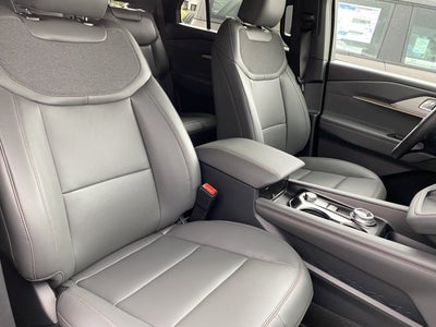 2027 Ford Explorer Active w/200A Pkg