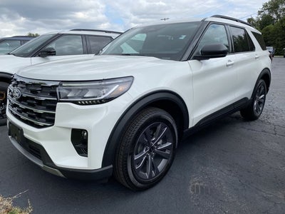 2027 Ford Explorer Active w/200A Pkg