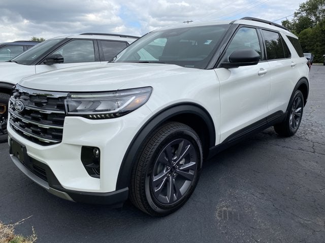 2027 Ford Explorer Active w/200A Pkg