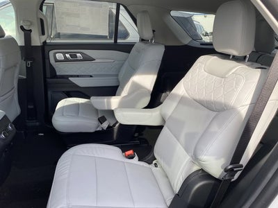 2026 Ford Explorer Platinum 4WD