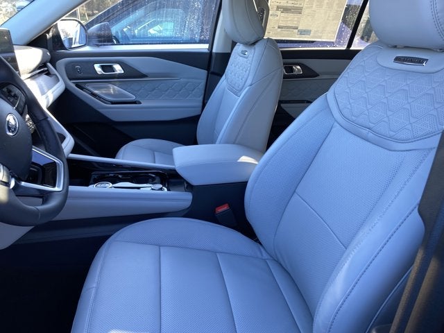 2026 Ford Explorer Platinum 4WD