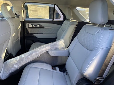 2026 Ford Explorer Platinum 4WD