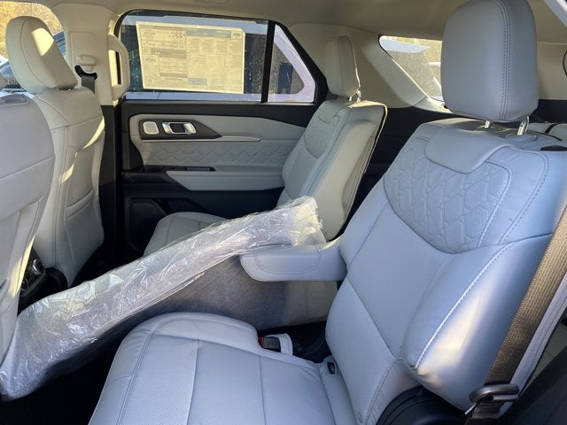 2026 Ford Explorer Platinum 4WD