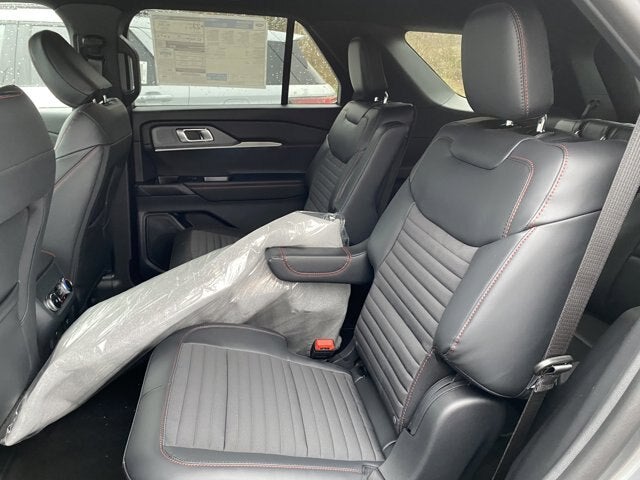 2026 Ford Explorer ST-Line 4WD