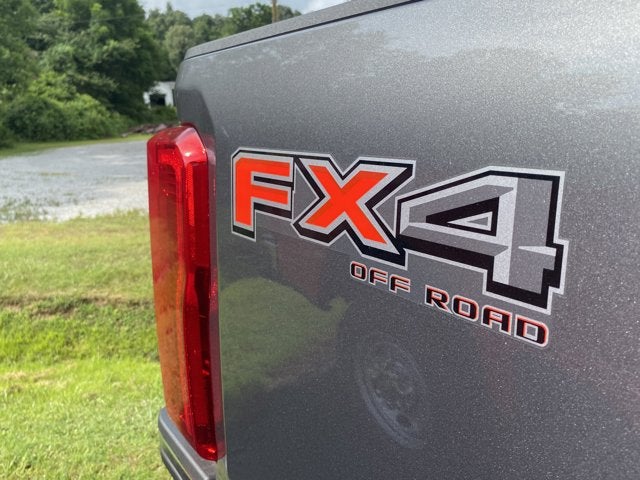 2025 Ford Super Duty F-250 SRW XL FX4