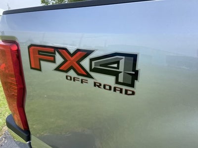 2022 Ford Super Duty F-250 SRW STX FX4