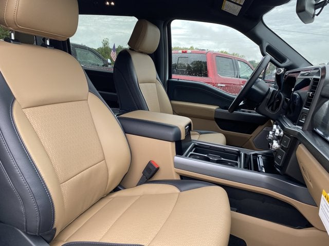 2027 Ford Super Duty F-250 SRW LARIAT