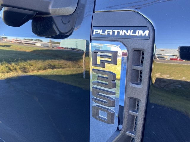 2023 Ford Super Duty F-350 SRW Platinum Tremor