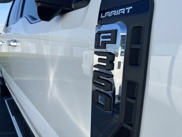 2025 Ford Super Duty F-350 SRW LARIAT