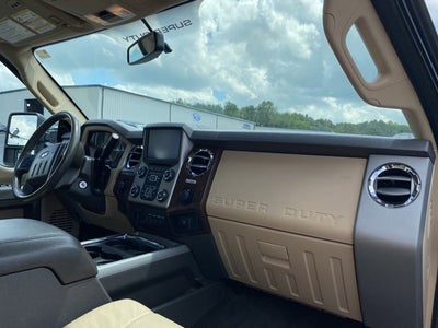 2014 Ford Super Duty F-350 SRW Lariat