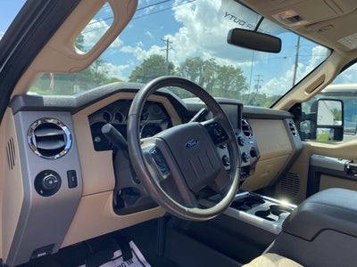2014 Ford Super Duty F-350 SRW Lariat