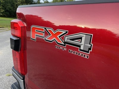 2026 Ford Super Duty F-350 SRW LARIAT