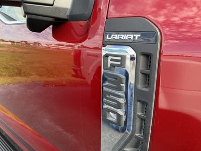 2026 Ford Super Duty F-350 SRW LARIAT