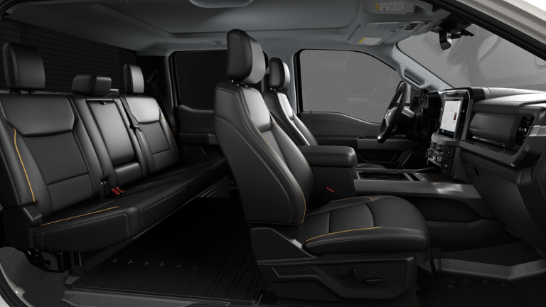 2027 Ford Super Duty F-350 DRW LARIAT