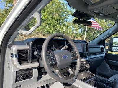 2026 Ford Super Duty F-350 DRW XLT