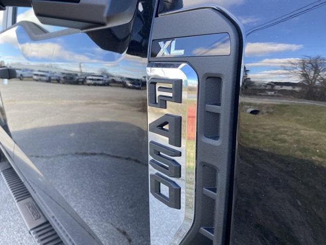 2026 Ford Super Duty F-450 DRW XL