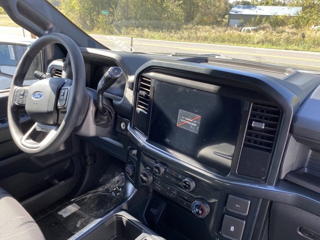 2025 Ford F-150 STX 4X4