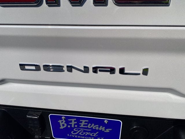 2025 GMC Sierra 2500HD Denali